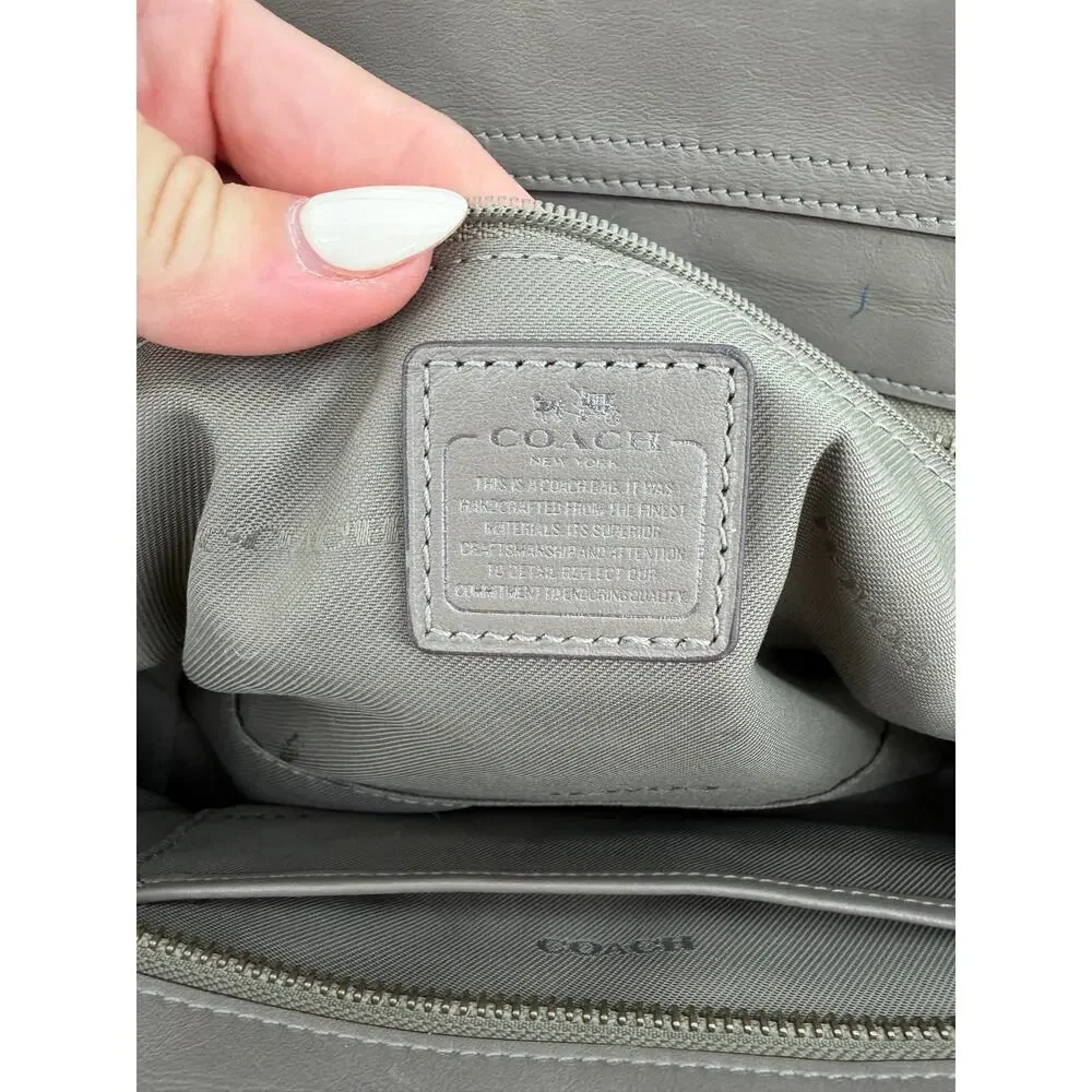 Beige and brown Pebbled leather handbag, Coach Swagger 27